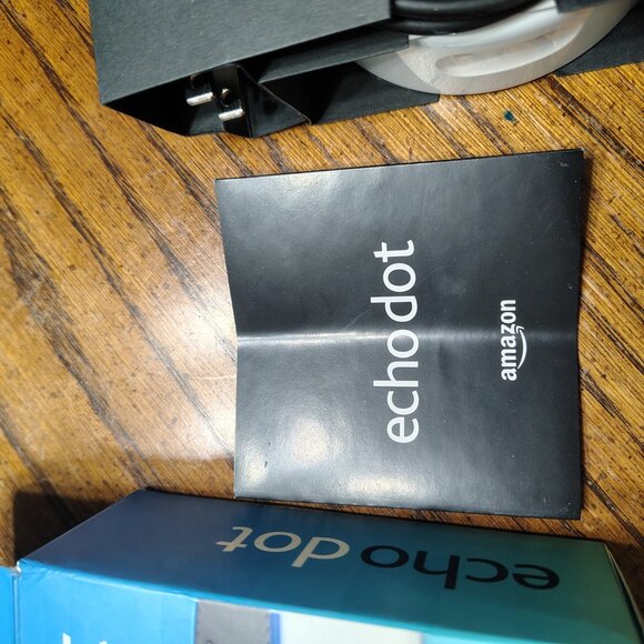 Echo Dot Amazon 2nd Generation - Picture 3 of 7